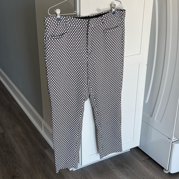 Banana Republic Sloan Crop Black White Pattern Casual Dress Pants Women’s 12 - Picture 3 of 12